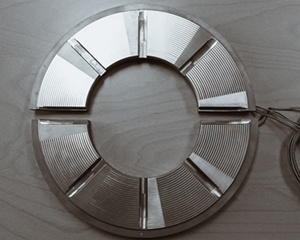 Dual taper thrust bearing